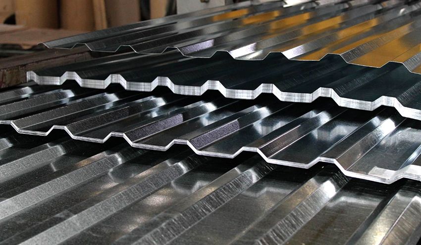 Decking is the most popular material for the manufacture of the roof of the barbecue Decking is the most popular material for the manufacture of the roof of the barbecue