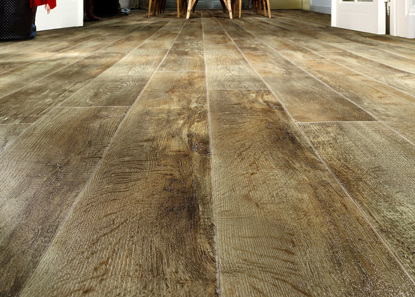 Før du installerer et nytt belegg, må du sørge for at det gamle er i god stand. Før du installerer et nytt belegg, må du sørge for at det gamle er i god stand.