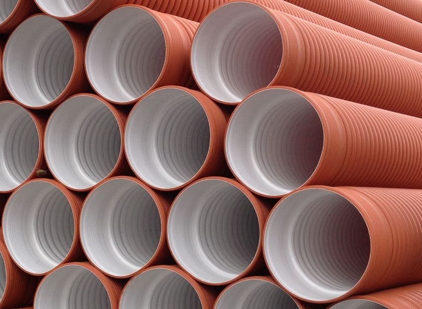 Rury karbowane o dużych średnicach można wykorzystać do wyposażenia szybu do picia Rury karbowane o dużych średnicach można wykorzystać do wyposażenia szybu do picia