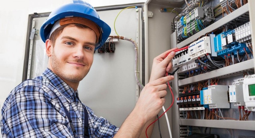 Pour que le câblage électrique de l'appartement soit effectué correctement, vous devez avoir des connaissances dans le domaine de l'électrotechnique Câblage électrique dans l'appartement: élaboration d'un schéma, règles et algorithme de travail