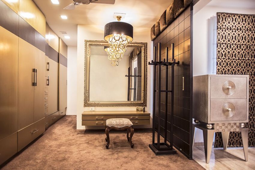 MDF lerret kan males i forskjellige farger og dekkes med høyglans emaljer MDF lerret kan males i forskjellige farger og dekkes med høyglans emaljer