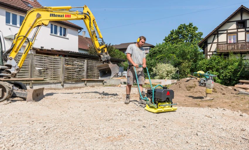 Các tấm rung thích hợp cho khối lượng công việc không quá 1000 mét vuông M. Các tấm rung thích hợp cho khối lượng công việc không quá 1000 mét vuông M.