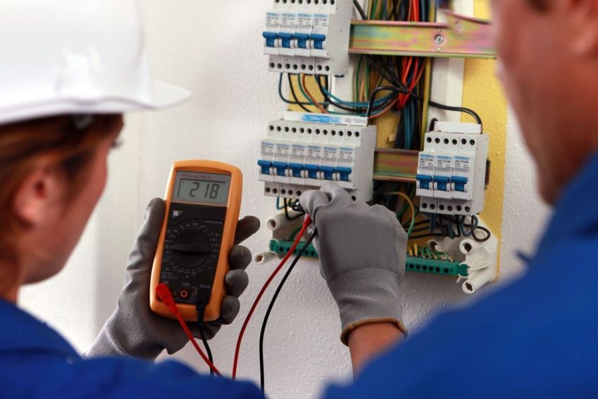 כדי לבדוק את נכונות העבודה שנעשתה להחלפת החיווט, עליך להשתמש בבודק מיוחד כדי לבדוק את נכונות העבודה שנעשתה להחלפת החיווט, עליך להשתמש בבודק מיוחד