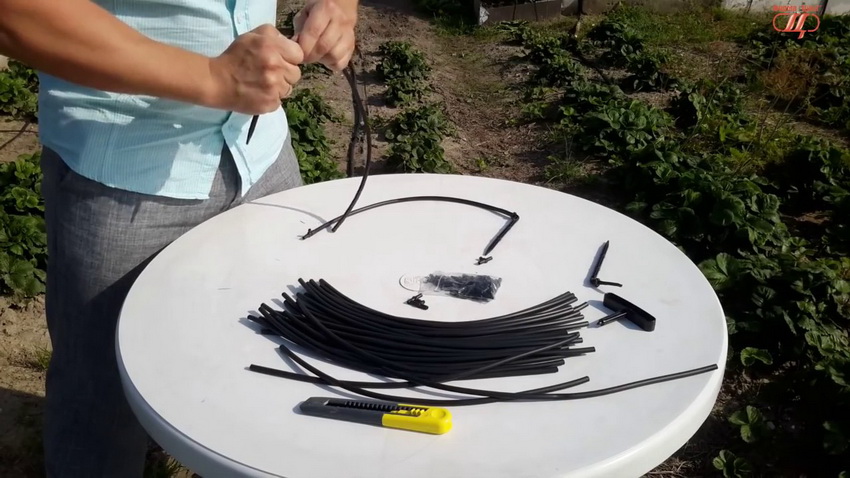 Pag-install at koneksyon ng drip irrigation system mula sa tangke ng Zhuk Pag-install at koneksyon ng drip irrigation system mula sa tangke ng Zhuk