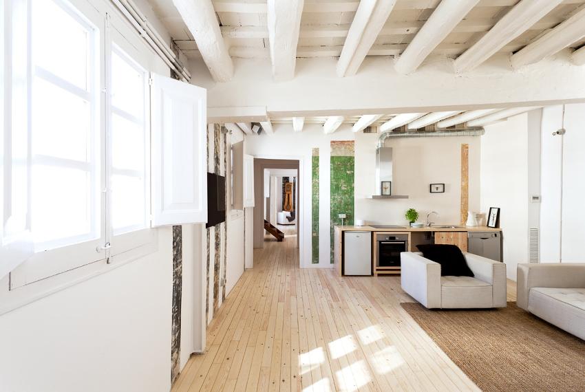 לתקרות עץ יש מאפיינים משלהם והן מבנים רב שכבתיים מתקרות קורות וריצוף המורכבים מלוחות לתקרות עץ יש מאפיינים משלהם והן מבנים רב שכבתיים מתקרות קורות וריצוף המורכבים מלוחות