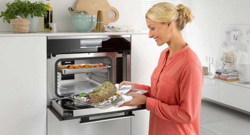 Els criteris principals per seleccionar un forn són la seguretat, la funcionalitat, la comoditat d’ús i el cost. Forn elèctric encastat: consells per triar