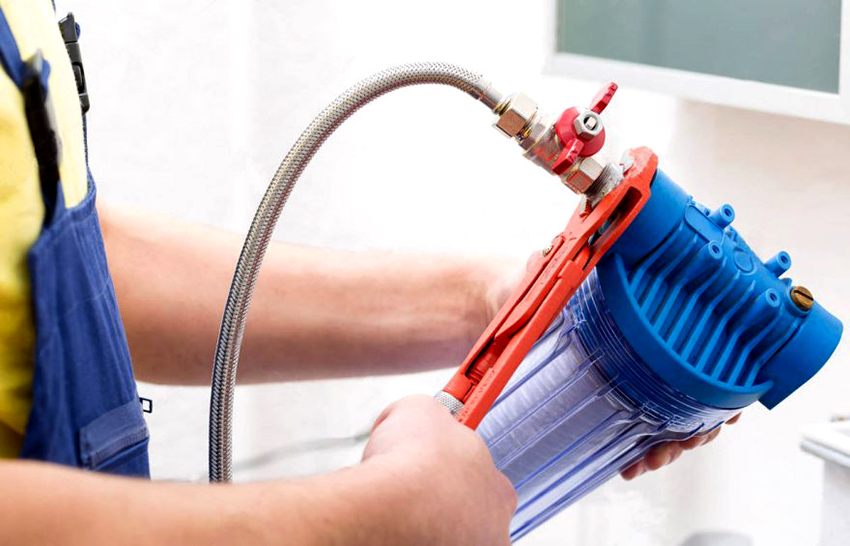 Upang makagawa ng isang filter gamit ang iyong sariling mga kamay, kailangan mong pag-aralan ang teorya at sundin ang algorithm Upang makagawa ng isang filter gamit ang iyong sariling mga kamay, kailangan mong pag-aralan ang teorya at sundin ang algorithm