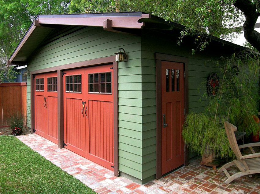 Garaža može biti izrađena od opeke, metala, drva ili pjenastog betona Garaža može biti izrađena od opeke, metala, drva ili pjenastog betona