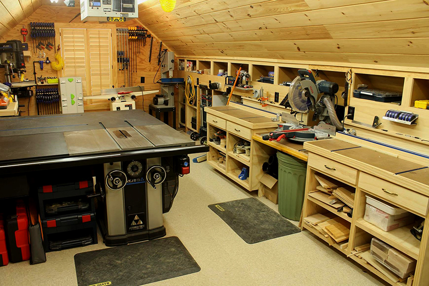 Namještaj od drva izgleda sjajno u interijerima garaža Namještaj od drva izgleda sjajno u interijerima garaža