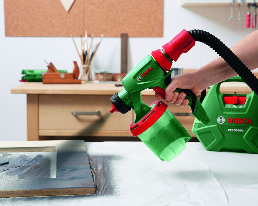 Među glavnim prednostima pištolja za raspršivanje su velika brzina i kvaliteta rada. Među glavnim prednostima pištolja za raspršivanje su velika brzina i kvaliteta rada.