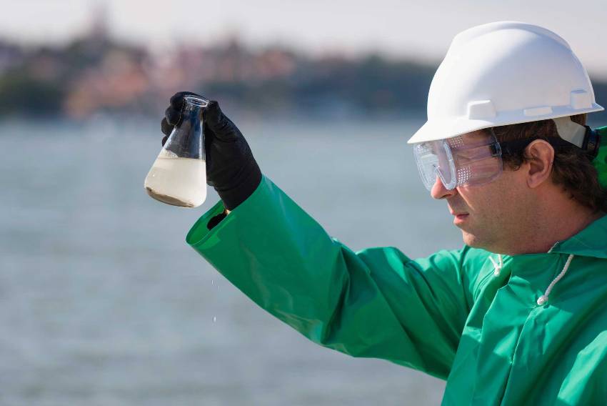 Pengambilan air yang betul adalah salah satu langkah penyelidikan yang paling penting Pengambilan air yang betul adalah salah satu langkah penyelidikan yang paling penting