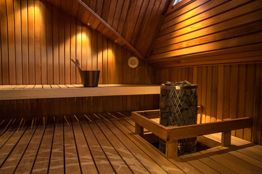 Det er å foretrekke å montere konstruksjoner åpne i bunnen slik at de er godt ventilerte. Det er å foretrekke å montere konstruksjoner åpne i bunnen slik at de er godt ventilerte.