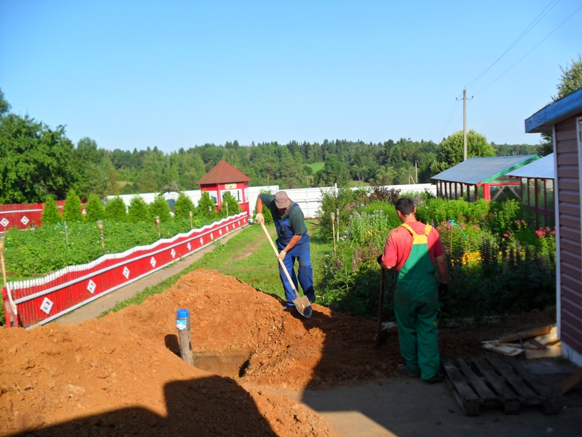 Usporiadanie dodávky vody pre súkromný dom zo studne Usporiadanie dodávky vody pre súkromný dom zo studne
