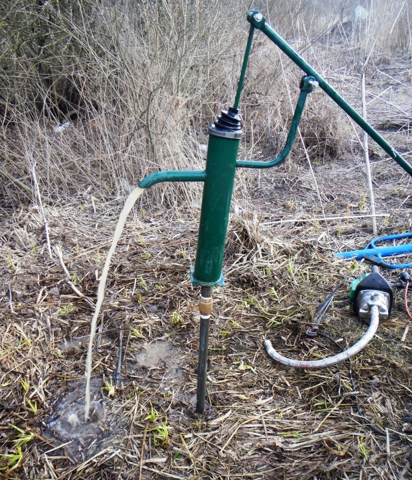 Príklepové vŕtanie je možné použiť na všetky druhy pôdy Príklepové vŕtanie je možné použiť na všetky druhy pôdy