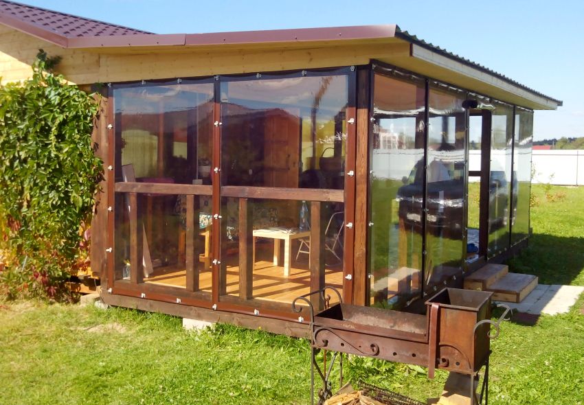 Tingkap lembut telus, fleksibel dan tahan terhadap tekanan mekanikal dan keadaan cuaca Tingkap lembut telus, fleksibel dan tahan terhadap tekanan mekanikal dan keadaan cuaca