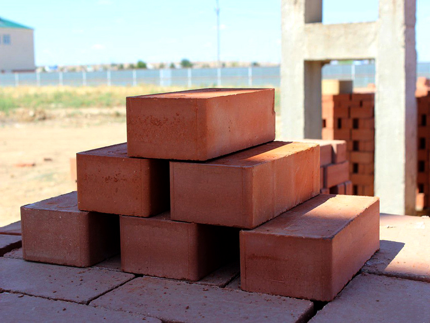 Ved beregning af antallet af mursten er det nødvendigt at tage højde for mørtelfugerens tykkelse Ved beregning af antallet af mursten er det nødvendigt at tage højde for mørtelfugerens tykkelse