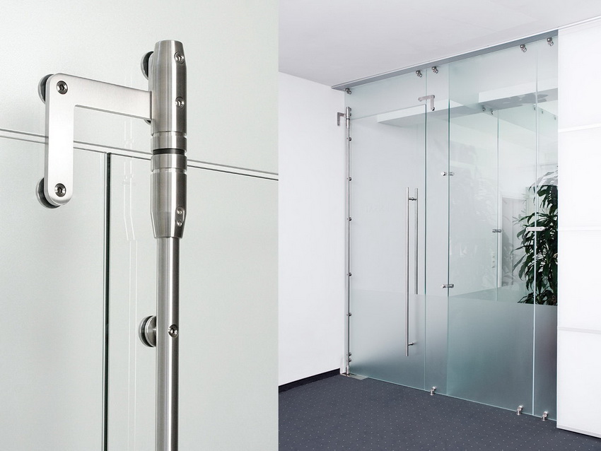 נדרשת בדיקה ושימון קבוע בכדי לשמור על מנגנון דלת ההזזה שעובד בצורה חלקה. נדרשת בדיקה ושימון קבוע בכדי לשמור על מנגנון דלת ההזזה שעובד בצורה חלקה.