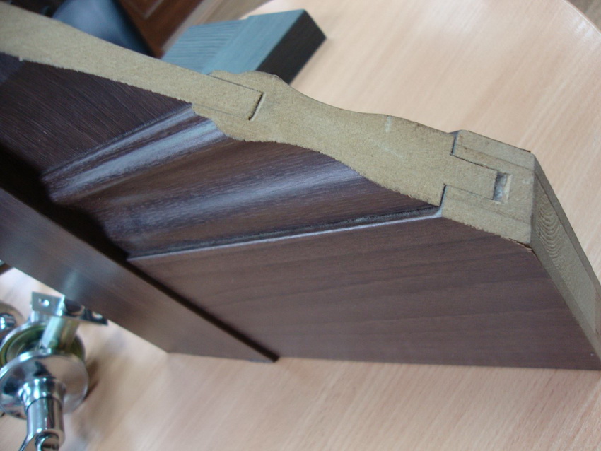 Solid wood doors are a product made from solid boards of natural origin Solid wood doors are a product made from solid boards of natural origin