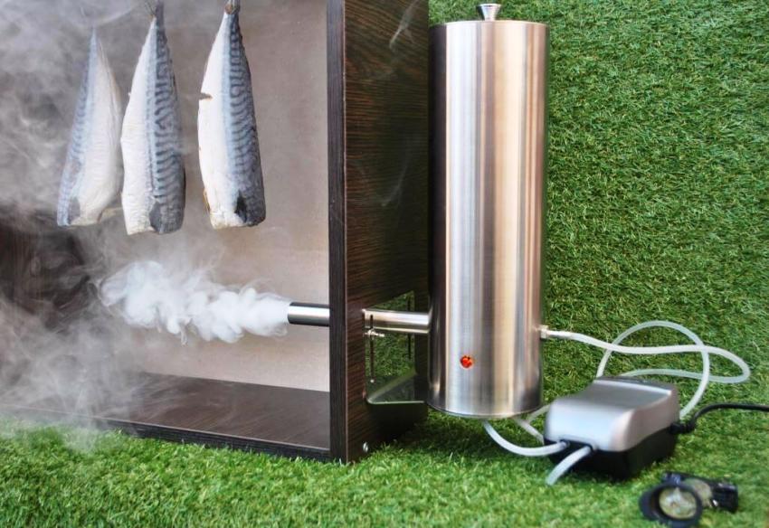 Za proizvodnju generatora dima nije potrebna posebna oprema i materijali, možete ga sastaviti od dostupnih alata Za proizvodnju generatora dima nije potrebna posebna oprema i materijali, možete ga sastaviti od dostupnih alata