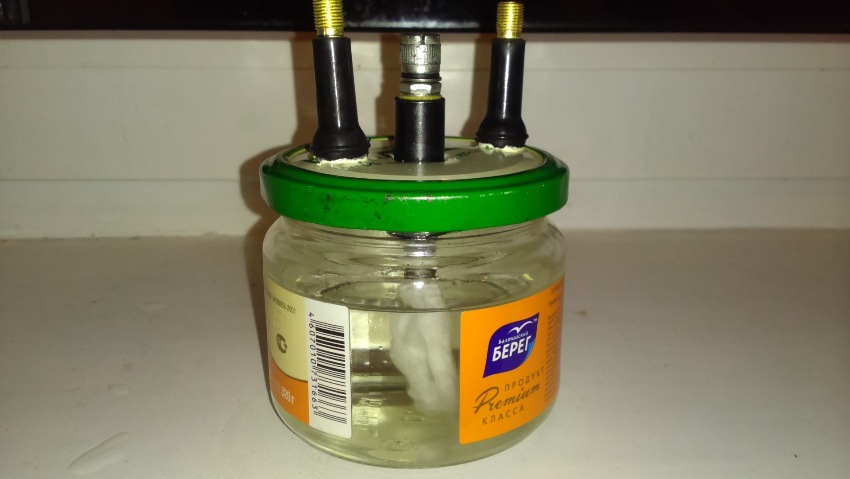 Neće biti teško sami iz improviziranih sredstava izraditi sakupljač za nakupljanje kondenzata Neće biti teško sami iz improviziranih sredstava izraditi sakupljač za nakupljanje kondenzata