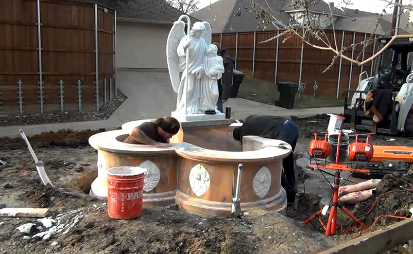 When the bowl is completely ready, you can start installing the pump When the bowl is completely ready, you can start installing the pump