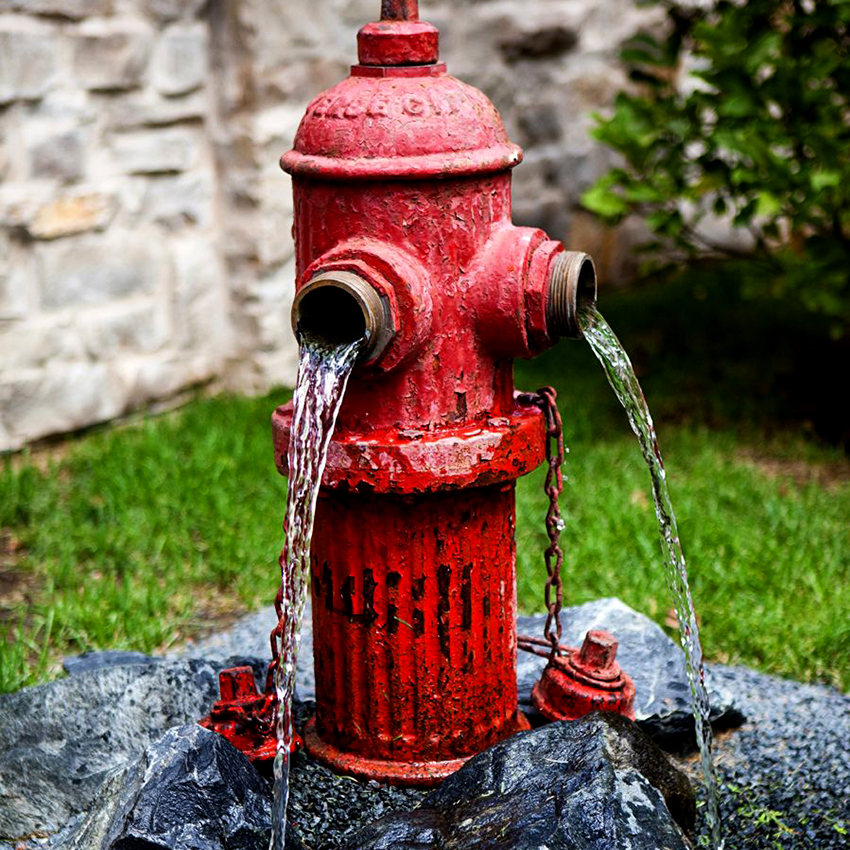 A fountain made from an old fire hydrant will look original A fountain made from an old fire hydrant will look original