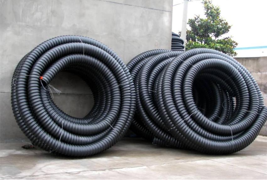 Sự gấp nếp polyme siêu nặng được sử dụng để đặt dưới lòng đất (thường được chọn cho một ngôi nhà mùa hè và cho các mục đích công nghiệp) Sự gấp nếp polyme siêu nặng được sử dụng để đặt dưới lòng đất (thường được chọn cho một ngôi nhà mùa hè và cho các mục đích công nghiệp)