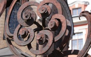 פרזול קר DIY כצורת אמנות נפרדת