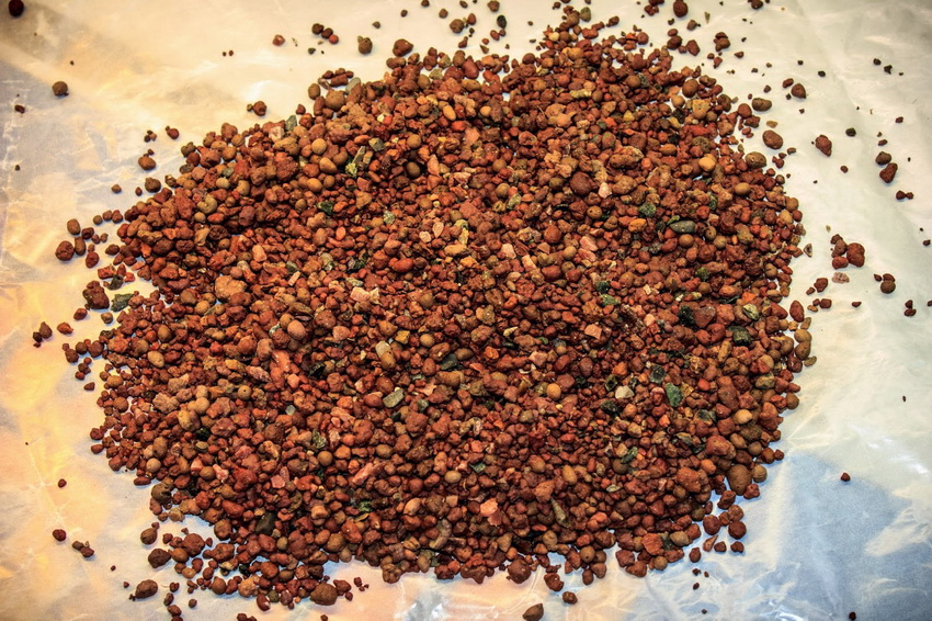 Fracția mică de argilă expandată este de obicei utilizată pentru șapele din compoziția soluției Fracția mică de argilă expandată este de obicei utilizată pentru șapele din compoziția soluției