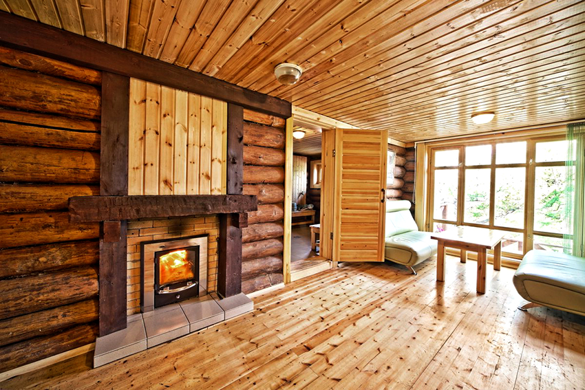 السمات الرئيسية لغرفة الاستراحة هي طاولة وأثاث جلوس. السمات الرئيسية لغرفة الاستراحة هي طاولة وأثاث جلوس.