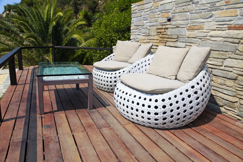 Rottingbånd kan bruges til at flette rammen af ethvert design Rottingbånd kan bruges til at flette rammen af ethvert design