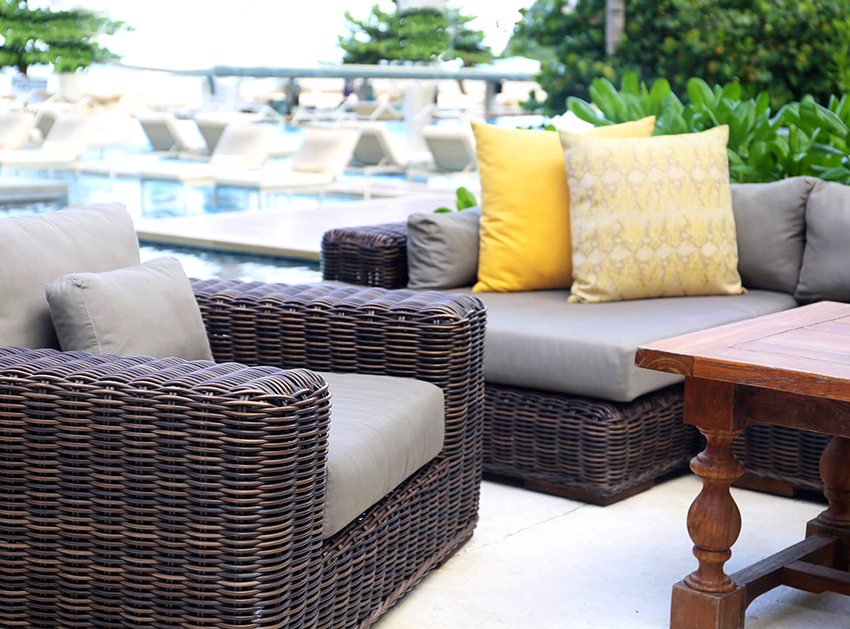 เฟอร์นิเจอร์ที่ทำจากหวายธรรมชาติมีข้อต่อคุณภาพสูงและเปียได้รับการแก้ไขอย่างดี