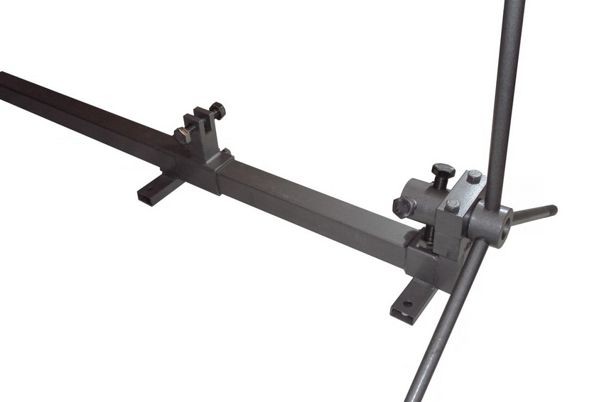 Model maszyny skrętnej do kucia na zimno do wykonywania elementów skręcanych Model maszyny skrętnej do kucia na zimno do wykonywania elementów skręcanych