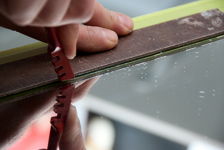 Selvproduksjon av glasspartisjoner vil kreve ferdigheter og spesialutstyr Selvproduksjon av glasspartisjoner vil kreve ferdigheter og spesialutstyr