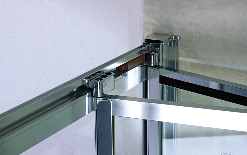 Ușile cu un mecanism de deschidere de tip acordeon sunt cele mai scumpe Ușile cu un mecanism de deschidere de tip acordeon sunt cele mai scumpe