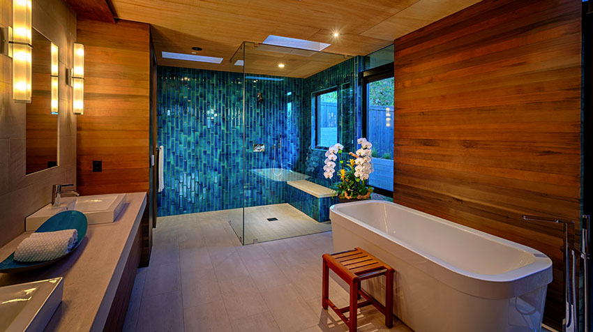 Există o gamă largă de uși de duș din sticlă pe piață pentru orice gust Există o gamă largă de uși de duș din sticlă pe piață pentru orice gust