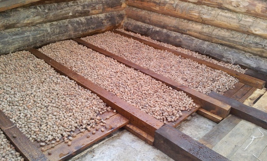 L’argila expandida és excel·lent per aïllar cases de fusta L’argila expandida és excel·lent per aïllar cases de fusta