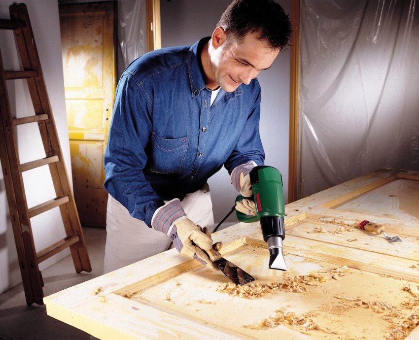 Aby dvere vyzerali dobre, je potrebné ich dôkladne prebrúsiť. Aby dvere vyzerali dobre, je potrebné ich dôkladne prebrúsiť.