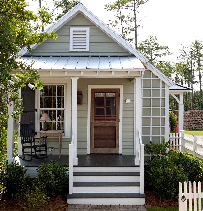 A kis ház nagyon hangulatosnak tűnik, és kevés helyet foglal el a helyszínen A kis ház nagyon hangulatosnak tűnik, és kevés helyet foglal el a helyszínen