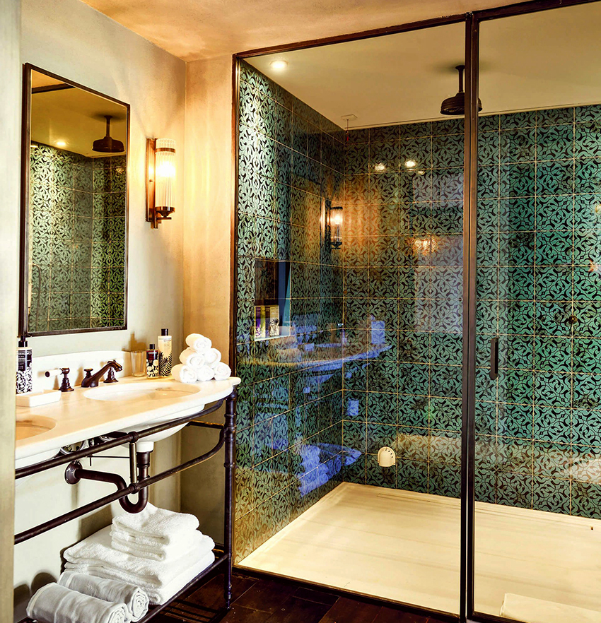 ตู้อาบน้ำแบบปิดมีลักษณะกันความชื้นและป้องกันเสียงรบกวนในระดับสูง ตู้อาบน้ำแบบปิดมีลักษณะกันความชื้นและป้องกันเสียงรบกวนในระดับสูง