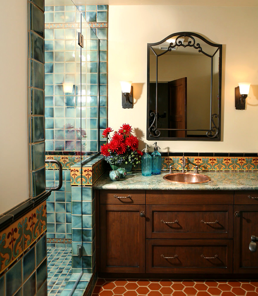 Το ανοιχτό μέρος της ντουζιέρας μπορεί να κλείσει με κουρτίνα ή να τοποθετηθεί μια πλήρης πόρτα Το ανοιχτό μέρος της ντουζιέρας μπορεί να κλείσει με κουρτίνα ή να τοποθετηθεί μια πλήρης πόρτα