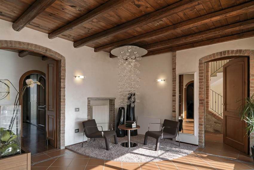 Le bois se marie parfaitement avec les intérieurs de style écologique, où des matériaux naturels sont utilisés pour le revêtement Le bois se marie parfaitement avec les intérieurs de style éco où des matériaux naturels sont utilisés pour le revêtement