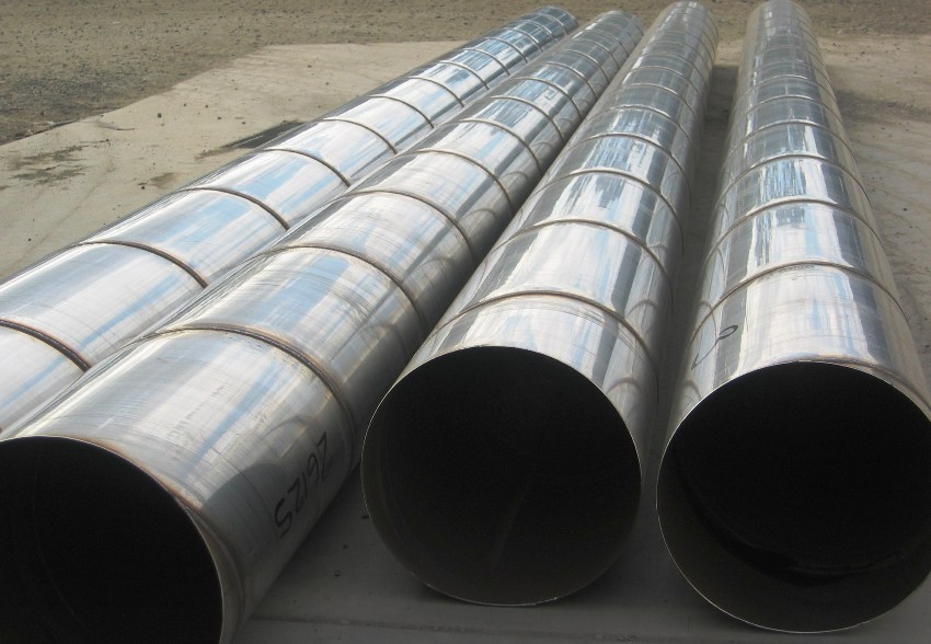 Металните тръби със спирален шев се характеризират с висока издръжливост, висока устойчивост на налягане Металните тръби със спирален шев се характеризират с висока издръжливост, висока устойчивост на налягане