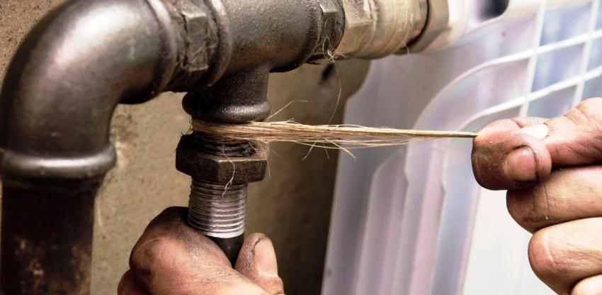 Стоманените тръби се използват при монтажа на отоплителни системи, захранване със студена и топла вода, газопроводи Стоманените тръби се използват при монтажа на отоплителни системи, захранване със студена и топла вода, газопроводи