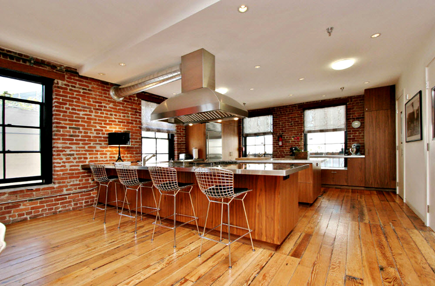 A fém burkolatok tartósak és praktikusak A fém burkolatok tartósak és praktikusak