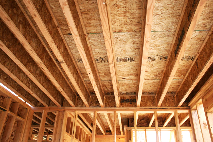 בשל גובה החתך הנמוך יחסית של קורות ה- I, נצרך עץ בצורה כלכלית יותר בשל גובה החתך הנמוך יחסית של קורות ה- I, נצרך עץ בצורה כלכלית יותר