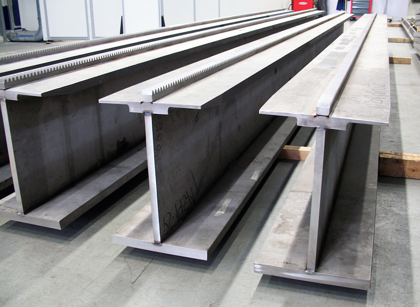 החומר העיקרי לייצור קורות I הוא פלדה החומר העיקרי לייצור קורות I הוא פלדה