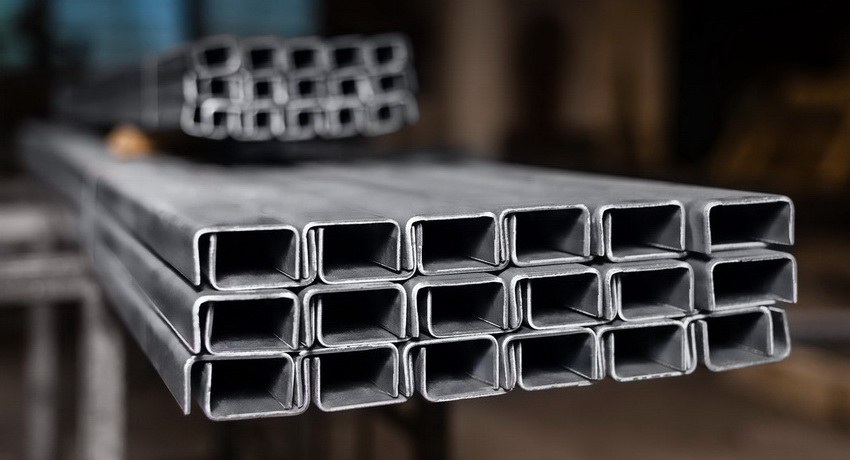 מוטות התעלה נמצאים בשימוש נרחב ביותר בבנייה, בייצור וברכב טווח הערוצים: יחס המאפיינים כערובה לאמינות