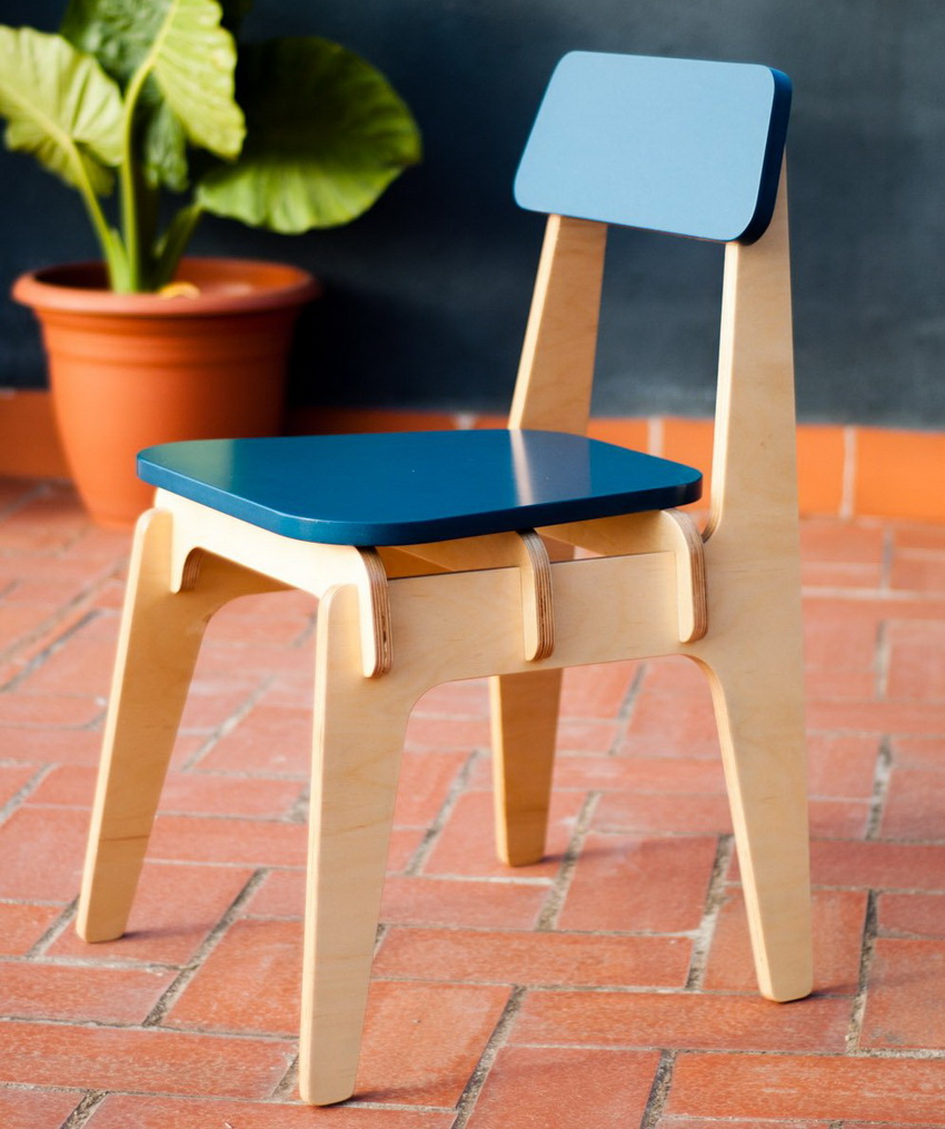 Det er ikke svært at samle en træstol med dine egne hænder. Det er ikke svært at samle en træstol med dine egne hænder.