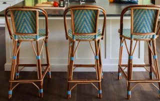 Stühle aus Holz: Konzeption und Umsetzung eines kreativen Projekts